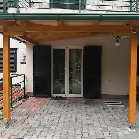 Tomic * Živogošće