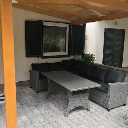 Tomic Apartmán *