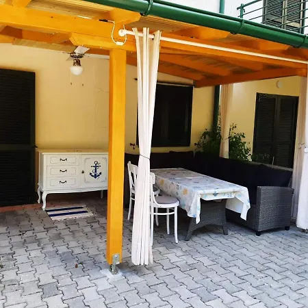 Tomic Apartmán Živogošće